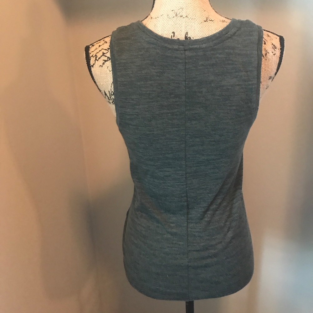 Express One Eleven Tank - Picture 2 of 3